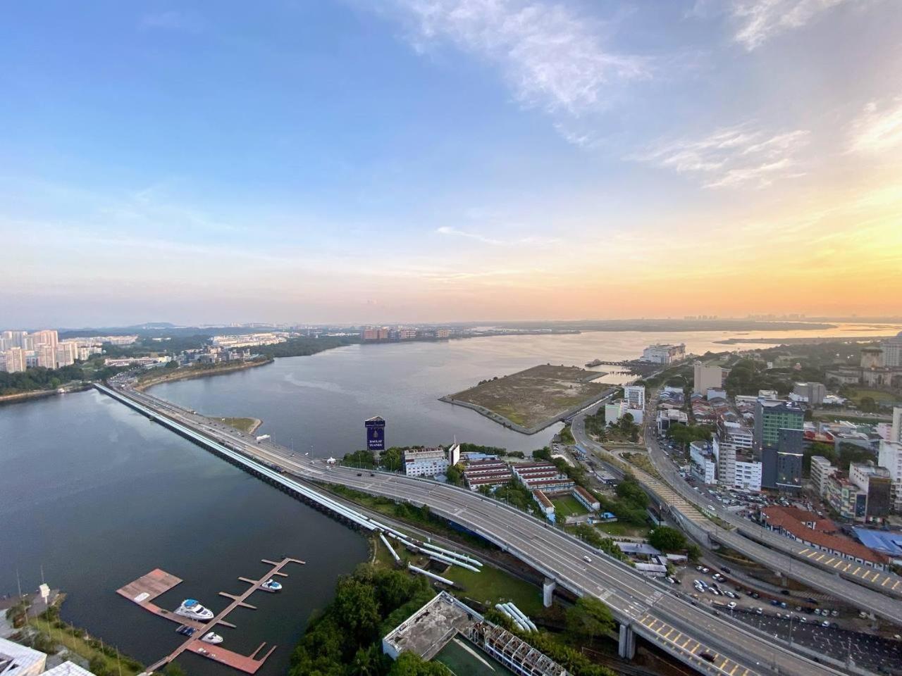 R&F Princess Cove Jb Apartment Suites By Sc Homestay Джохор-Бару Екстер'єр фото