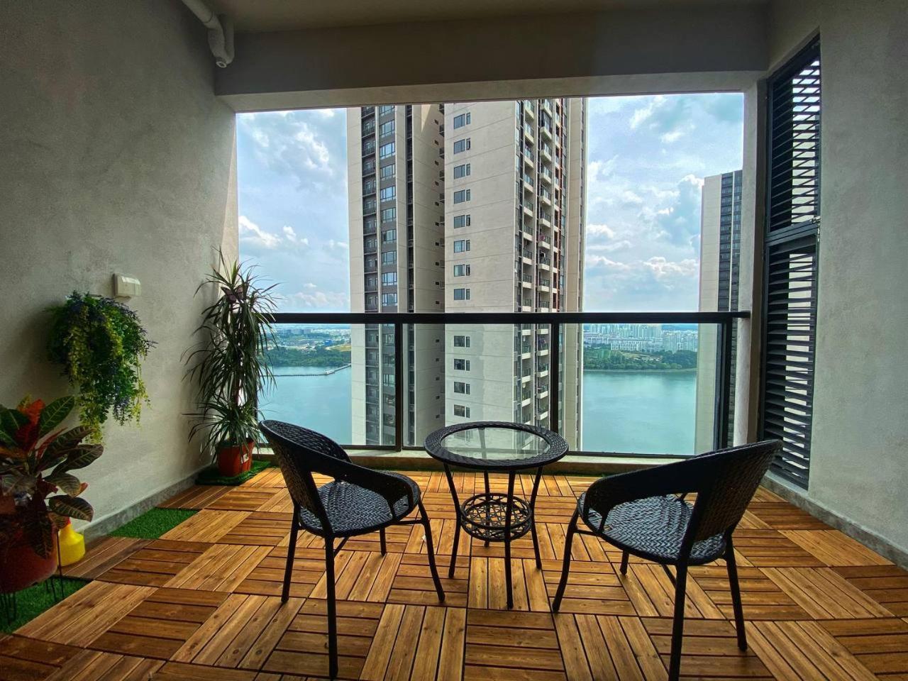 R&F Princess Cove Jb Apartment Suites By Sc Homestay Джохор-Бару Екстер'єр фото
